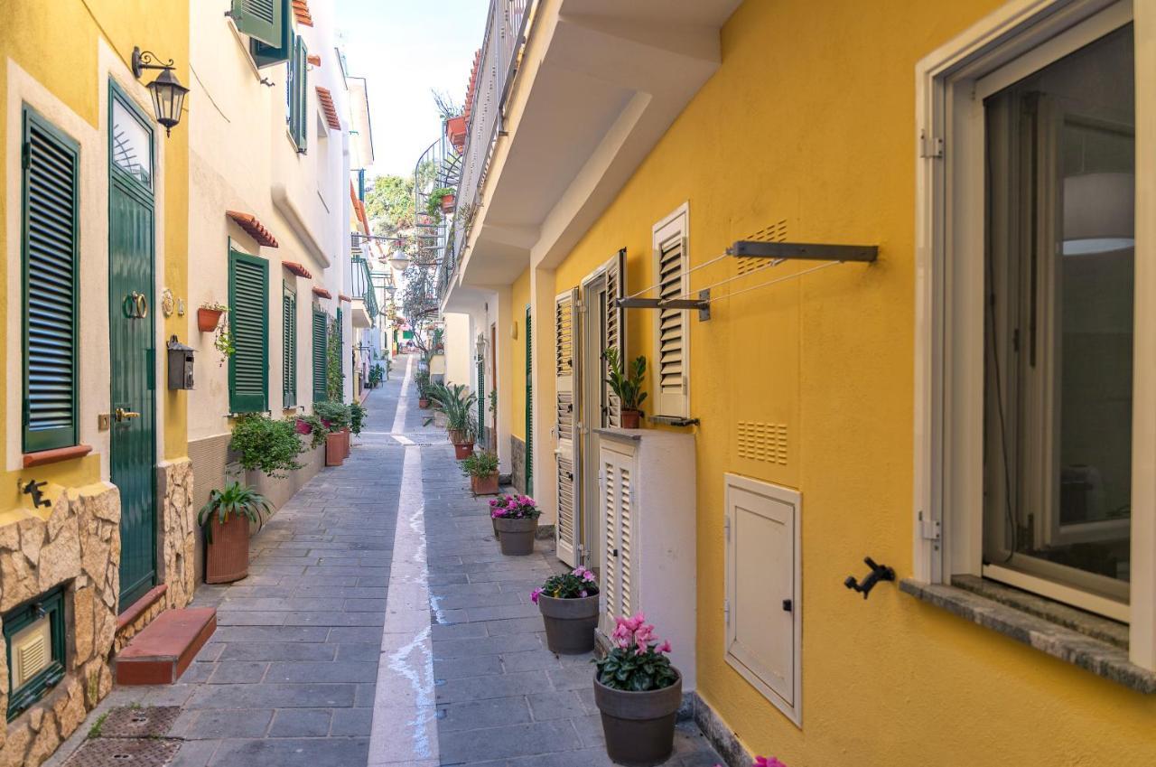 Lily'S Home Lacco Ameno  Bagian luar foto
